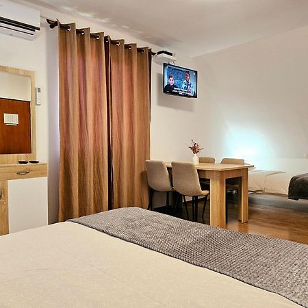 Guest House Lisina Poljanak Kültér fotó
